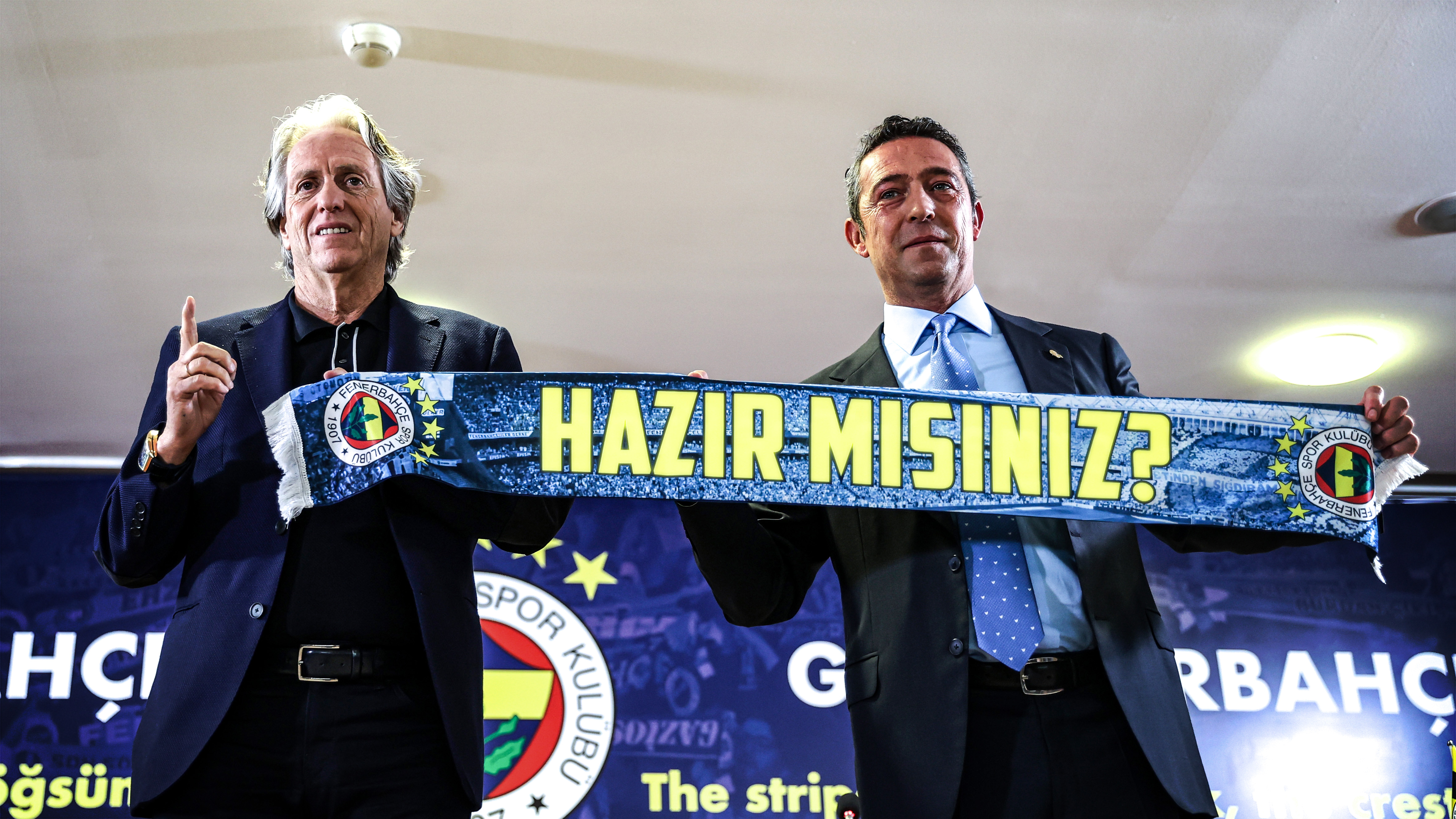  Bu sene Şampiyon FENERBAHÇE